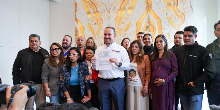 Taboada recordó que el Tribunal Electoral, en los ámbitos federal y de la CDMX, ha fijado criterio respecto a las licencias, respecto a que toda licencia surte efectos desde su presentación, aún sin que el Congreso las califique o apruebe. FOTO: Campaña Taboada