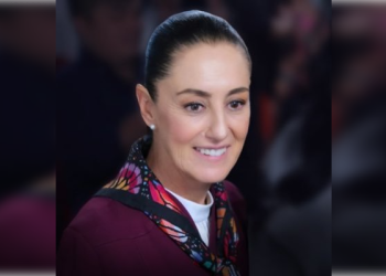 Mujer al mando de las fuerzas armadas