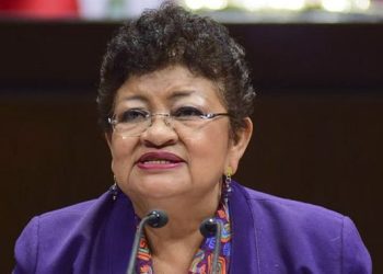 Ya como titular de la Procuraduría capitalina, en 2019, Ernestina Godoy comenzó muy pronto a operar para favorecer a su partido, Morena. Uno de los primeros casos fue el del ex diputado del PRD, Alejandro Robles Gómez, quien se había fugado del país a Canadá por una orden de aprehensión en su contra. FOTO: Archivo Fiscalía CDMX