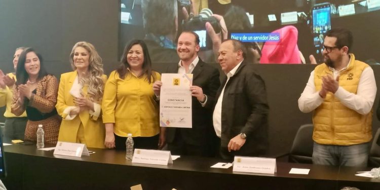 En el marco de la Reunión Nacional de Nueva Izquierda, el dirigente nacional dijo que en caso de perder el registro actual "debemos trabajar por el registro legal de un nuevo partido, con un nuevo nombre, dejando atrás las prácticas y vicios que provocaron los actuales resultados". FOTO: Especial