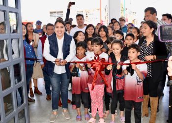 Tláhuac invierte en infraestructura deportiva y entrega a la comunidad alberca semiolímpica