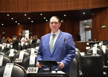 No a la ratificación en fast track de Jenaro Villamil: Luis Mendoza