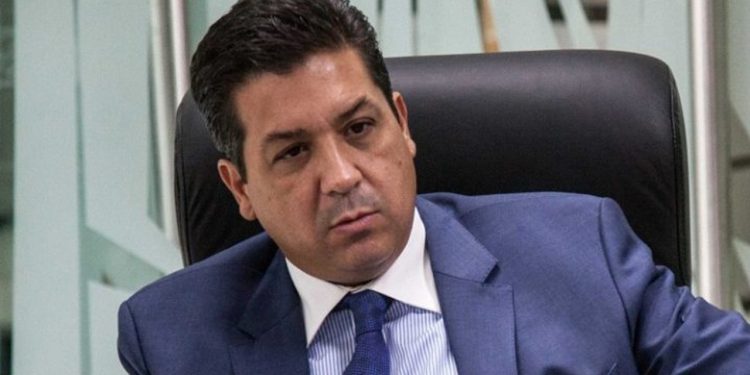 La defensa legal del ex gobernador de Tamaulipas, Francisco Javier García cabeza de vaca negó de manera categórica tener conocimiento de la existencia de alguna nueva acción penal en contra de su cliente, contrario a lo divulgado este viernes por la noche en medios de comunicación y redes sociales. FOTO: Archivo Gobierno Tamaulipas