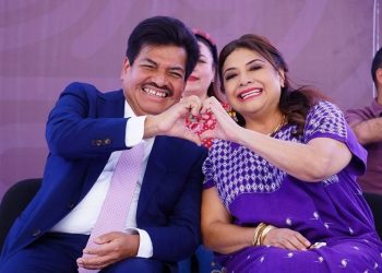 Luego de que Claudia Sheinbaum impuso a Janecarlo Lozano como candidato de Morena a la Alcaldía Gusta A. Madero (GAM), el edil en esa demarcación, Francisco Chíguil, tuvo una extensa reunión con su equipo político –unas 100 personas–, poco después de las 19:00 horas de este jueves. FOTO: Facebook Brugada