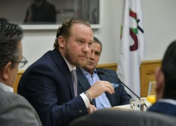 El precandidato del Frente Amplio por la Ciudad de México, Santiago Taboada, denunció presiones jurídicas gestadas desde la Fiscalía General de Justicia local en contra de los políticos que se han sumado a su proyecto. Foto: Cuenta de X Santiago Taboada