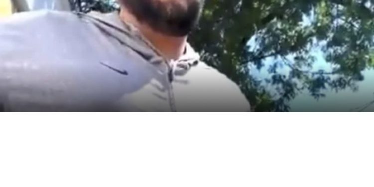 José Ramón López Beltrán, hijo del presidente Andrés Manuel López Obrador, denunció estar siendo acosado tras la filtración de su número telefónico, lo que calificó como una venganza por la exhibición del teléfono de la jefa de corresponsalías de The New York Times, Natalie Kitroeff, en la conferencia matutina del pasado jueves.