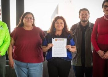 La izquierda en la capital del país está más dividida que nunca, porque sus bases y fundadores se sienten maltratados, pues se quejan que le dieron preferencia a los advenedizos, por lo que parece poco probable que alcancen los 2 millones 800 mil votos que estadísticamente se requieren para asegurar el triunfo en la Jefatura de Gobierno. FOTO: Especial