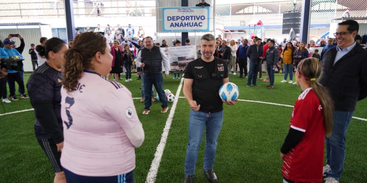Con una inversión histórica, el gobierno de Miguel Hidalgo está dando un nuevo rostro al Barrio de Santa Julia al rehabilitar el Deportivo, el Cendi y el gimnasio Anáhuac. FOTOS: Especial