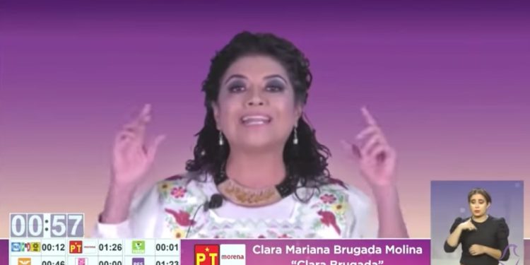 Al final, fue puro cuento eso que Clara Brugada ofreció en el debate por la Alcaldía para las elecciones de 2021, el 14 de mayo de ese año: que habría más agua para Iztapalapa por los trabajos que hacían los gobiernos federal, del presidente Andrés Manuel López Obrador, y local, de la jefa de Gobierno, Claudia Sheinbaum. FOTO: Videos debate 2021