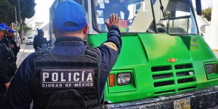 Para la alcaldesa Berenice Hernández, garantizar la paz y el bienestar de los habitantes de Tláhuac durante sus desplazamientos cotidianos hacia otros puntos de la Zona Metropolitana, es una de las prioridades en su administración. FOTOS: Especial