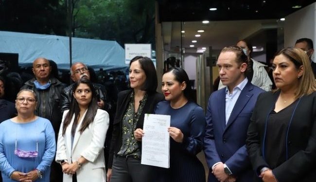 De nueva cuenta Lía Limón y Santiago Taboada van a salvar a Sandra Cuevas de ir a la cárcel, aunque en esta ocasión no lo hayan hecho ellos por voluntad, sino que son utilizados por la ex alcaldesa de la Cuauhtémoc para que la 4T tenga misericordia de ella y le perdone sus pecados. FOTO: Archivo CDMX Magacín