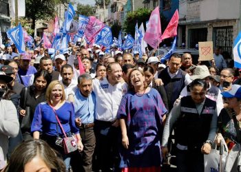 Con todo y las diferencias que tengan, pesan más las coincidencias entre Xóchitl y Taboada, no como se ha visto entre Sheinbaum y Brugada, que ni saludarse de beso pueden, ni siquiera para aparentar en público que, como ambas son de Morena, tienen buena relación. FOTO: Campaña Taboada