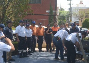 Álvaro Obregón brinda a vecinos información de protección civil en casos de sismo