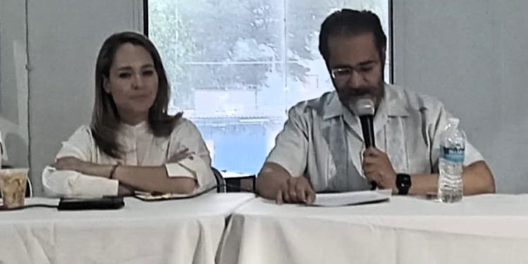 Otrora todopoderoso en la izquierda de la Ciudad de México, con especial acento en Coyoacán, donde hace 20 años ganó como nunca nadie con tanta ventaja un distrito electoral local. Pero hoy, los neomorenistas, los priístas conversos supuestamente progresistas, lo denuestan, lo ningunean, lo ponen como uno de tantos. FOTO: RR SS