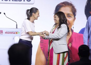 La Ciudad de México requiere avanzar administrativamente para consolidar el desarrollo de gobiernos “honestos y transparentes” dijo Clara Brugada, candidata al gobierno de la capital mexicana por la coalición “Sigamos haciendo historia”, conformada por los partidos PT, Morena y PVEM. FOTO: Especial