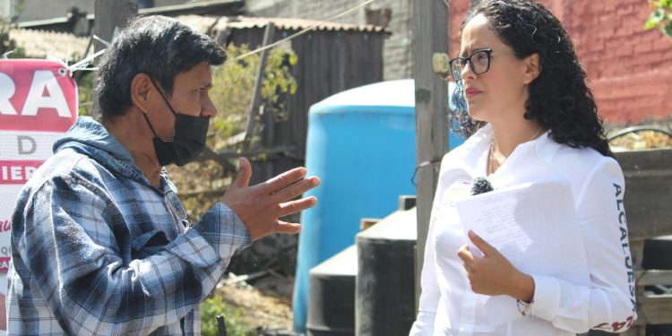 Gabriela Osorio, candidata al gobierno de la alcaldía de Tlalpan por la coalición “Seguiremos Haciendo Historia” comprometió a Clara Brugada, candidata a jefa de gobierno, para que el primer cablebús de su gestión sea construido en esta demarcación territorial. FOTO: Especial