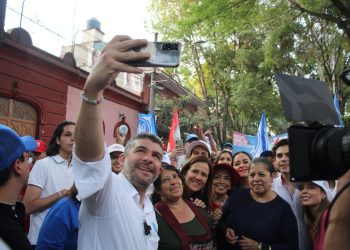 En X, Tabe le reviró en un video en que AMLO dice, entre otras cosas: “La clase media es egoísta, clasista racista…”. López Obrador sabe que esos estratos sociales ya no están con él, por eso Clara Brugada ni se atreve a mencionarlo durante su campaña para la Jefatura de Gobierno. FOTO: Especial