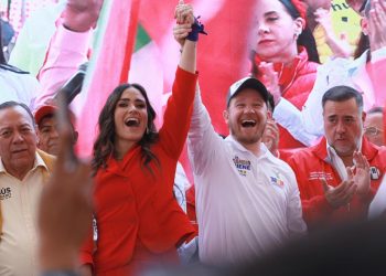 La candidata a la Alcaldía Cuauhtémoc Alessandra Rojo de la Vega por la coalición “Va por la CDMX”, aseguró que enfrentará a las mafias y la corrupción con un plan de 10 propuestas para hacer de esta demarcación un mejor lugar para vivir. FOTO: Especial