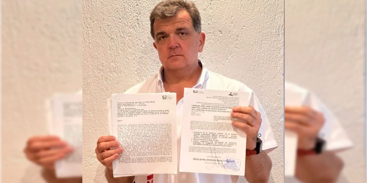 El candidato a diputado en la alcaldía Álvaro Obregón, Xavier González Zirión, solicitó seguridad de la Guardia Nacional (GN), tras recibir amenazas de muerte y agresiones físicas por parte de militantes de Morena, quienes además le robaron sus pertenencias. FOTO: Especial