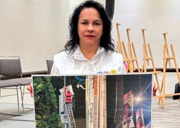 Margarita Saldaña Hernández, candidata a la reelección por la Alcaldía Azcapotzalco, de la alianza PAN-PRI-PRD, denunció este jueves la aparición de falsa propaganda electoral, así como los constantes actos vandálicos que han sufrido sus promocionales a manos de grupos afiliados a Morena y sus brigadas. FOTO: Especial