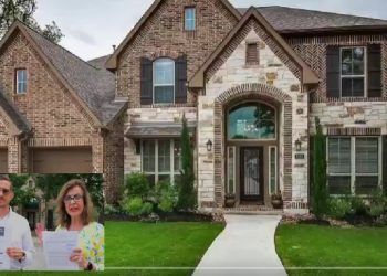 Exhiben diputados que el secretario Miguel Torruco oculta mansión de 1mdd en Texas. FOTOS: Diputados Pérez Jaen y Santiago Torreblanca