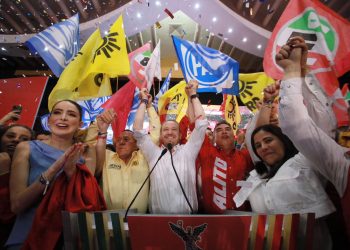 El candidato a la Jefatura de Gobierno, Santiago Taboada dijo que ganó los tres debates chilangos y que veinte días ganará la Ciudad de México. FOTO: Especial