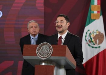 La elección, como nunca, se está calentando en extremo en la capital. Crece la desesperación en Morena. Ya hasta hubo un atentado contra la candidata de oposición, Alessandra Rojo de la Vega, que va por la Cuauhtémoc. Habrá que ver si AMLO y Batres se resisten a la tentación de robarse la elección para jefe de Gobierno si, como todo apunta, la pierden. Lo veremos. FOTO: Especial