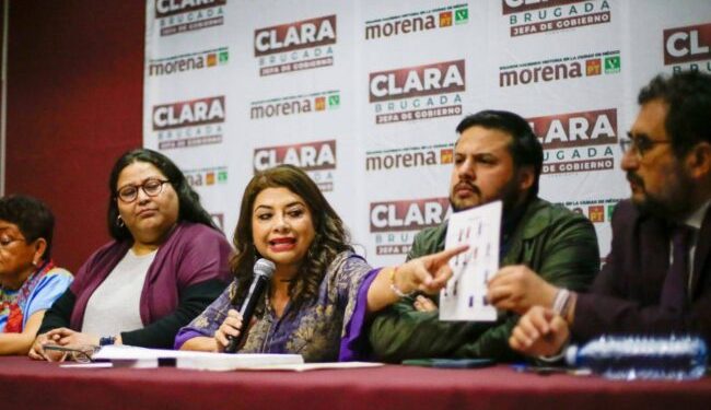 Traen en su ADN al viejo PRI, el dinosáurico, desde su jefe máximo, Andrés Manuel López Obrador que militó en ese partido en su etapa más rancia, hegemónica y autoritaria, destacadamente con el presidente Luis Echeverría. Y por supuesto, de su lado tienen al rey de los mapaches, Manuel Bartlett, el que se robó la elección de 1988. FOTO: Especial