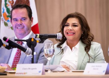 La candidata a la Jefatura de Gobierno de la Ciudad de México por la alianza “Sigamos haciendo historia”, Clara Brugada, ganó en el Simulacro Electoral Universitario con 58.4% de los votos, en dicho ejercicio electoral. FOTO: Especial