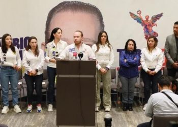 El candidato a la jefatura de gobierno, Santiago Taboada y los 16 aspirantes a las alcaldías de la Ciudad de México por el PAN, PRI y PRD denunciaron que Morena prepara un invento, un montaje para acusarlos de una supuesta compra de votos en todas las demarcaciones en las que compiten, para reventar la elección en la CDMX. FOTO: Especial