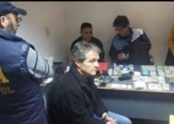 Este fin de semana quedó claro que después de 20 años, ahora sí ya es un capítulo cerrado para la 4T el de los videoescándalos de Carlos Ahumada en contra de gente muy cercana al hoy presidente Andrés Manuel López Obrador y de la virtual presidenta electa Claudia Sheinbaum. FOTO: Especial