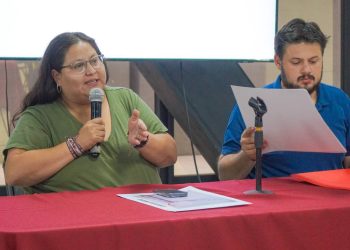 Lo que ocurrió al final de cuentas con el cómputo para la elección de alcaldesa de la Cuauhtémoc exhibió que el presidente de Morena en la Ciudad de México, Sebastián Ramírez y la secretaria general Citlalli Hernández sólo andan haciendo ruido a ver si pepenan algo más, incluso con lujo de violencia. FOTO: Especial