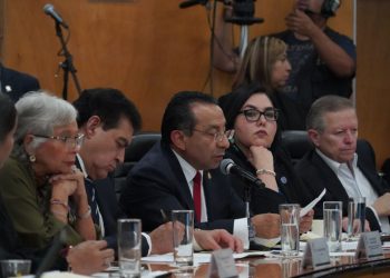 Finalmente, el magistrado presidente del Poder Judicial de la Ciudad de México reiteró la importancia de realizar reformas siempre y cuando se respeten los derechos y la carrera de todos los empleados que por años han dedicado su vida a impartir justicia en este país