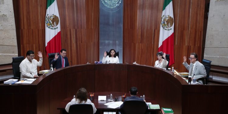 La alcaldesa electa de la Cuauhtémoc, Alessandra Rojo de la Vega, impugnó la resolución del Tribunal Electoral de la CDMX que ordena el recuento total de votos del proceso electoral del 2 de junio, en el que ella le ganó a Catalina Monreal, la hija del senador de Morena. FOTO: Archivo
