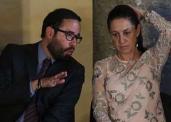 En el equipo de Clara Brugada, uno de los temas de discusión es qué hacer con la petición de Claudia Sheinbaum de que el diputado electo, Víctor Romo, sea el coordinador de Morena en el Congreso de la Ciudad de México. FOTO: Especial / Archivo