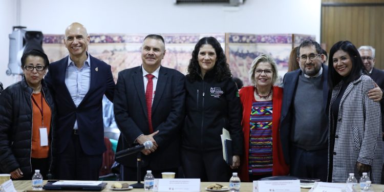 Bertha Alcalde Luján explicó que la nueva Unidad trabajará de manera coordinada con el Instituto de Servicios Periciales y Ciencias Forenses (INCIFO) del Tribunal Superior de Justicia de la Ciudad de México y del Instituto Nacional Electoral (INE).