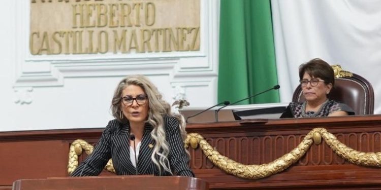 Mediante un pronunciamiento público, la dirigente del PRD capitalino reconoció la valentía de cada persona que ha salido a las calles a exigir justicia, respeto y reconocimiento, y por lo que refrendó su postura como un partido aliado de la diversidad. FOTO: Especial