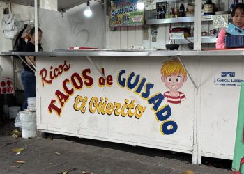 “El ataque a los rótulos fue una tentativa de homicidio cultural. Hoy decimos con hechos: la Cuauhtémoc no se borra, se pinta con orgullo”, afirmó la alcaldesa durante el anuncio del programa, en el Mercado San Juan, el pasado octubre.