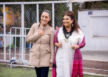 La presidenta Claudia Sheinbaum y la jefa de Gobierno, Clara Brugada, limaron asperezas, dejaron atrás las diferencias y sellaron una alianza por la confluencia importante de intereses entre ambas, el principal preservar la estabilidad política, económica y social. FOTO: Especial