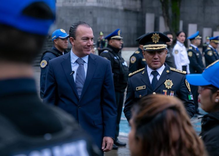 El alcalde de Cuajimalpa, Carlos Orvañanos, informó que en el marco del arranque del nuevo ciclo escolar 2025-2026, se tiene listo un esquema de seguridad listo para un regreso a clases tranquilo entre los padres de familias y autoridades del sistema educativo de nivel básico en lo público y privado. FOTO: Especial