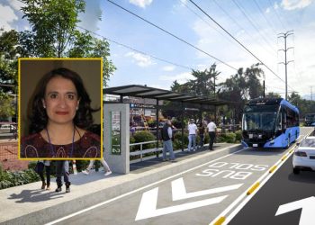 La Ciudad de México cuenta con más de 13 mil kilómetros de vías primarias y secundarias, pero sólo tiene 500 kilómetros de ciclovías que se concentra en siete demarcaciones territoriales, por lo que es necesario implementar una estrategia integral de movilidad para tener un transporte de pasajeros eficiente y que ayude a reducir los tiempos de traslados, exhorta Miriam Téllez Ballesteros, académica de la Facultad de Arquitectura de la UNAM. FOTOS: Especial