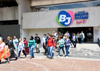 El secretario de Educación, Pablo Yanes, reconoció la labor de la alcaldía Benito Juárez en la construcción de una cultura de Protección Civil, educación y capacitación ante emergencias. FOTO: Especial