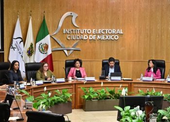 Así que, se lo merezcan o no, los siete consejeros del IECM continuarán, todo apunta, hasta concluir el periodo para el que fueron designados. ¡Suertudotes! FOTOS: Especial