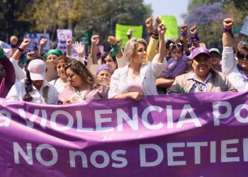 En un mensaje público, la también coordinadora de los diputados del PRD en el Congreso de la Ciudad de México conmemoró así el Día Internacional de la mujer, fecha mundial para recordar la lucha histórica de las mujeres por la igualdad de derechos, la justicia, la paz y el desarrollo. FOTO: Facebook Nora Arias