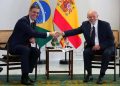 Los presidentes de España, Pedro Sánchez y Brasil, Luis Inácio Lula da Silva dejaron un mensaje claro sobre la unidad que debe existir entre los continentes para defender con convicción, la apertura, la confianza mutua y sobre todo el no a la guerra. FOTO: Especial
