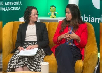 El avance de las mujeres en el sector financiero comienza a reflejarse en cifras concretas. En SOC, 4 de cada 10 franquicias son dirigidas por mujeres, mientras que más de 1,000 colaboradoras forman parte activa de su red en distintas posiciones, desde liderazgo hasta operación y administración.