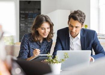 En este sentido, los expertos subrayaron que el empresario mexicano ha demostrado resiliencia y capacidad de adaptación, especialmente tras enfrentar retos como los aranceles y cambios en el entorno internacional. FOTO: Especial / SOC