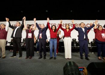 Bejarano no debería transitar hacia alguna candidatura, después de que el domingo Montiel –acaso la alumna más destacada de esa escuela de las ligas donde la especialidad son los asuntos pecuniarios– aseveró que van a cuidar que todos los candidatos que postulen el próximo año deben estar limpios.