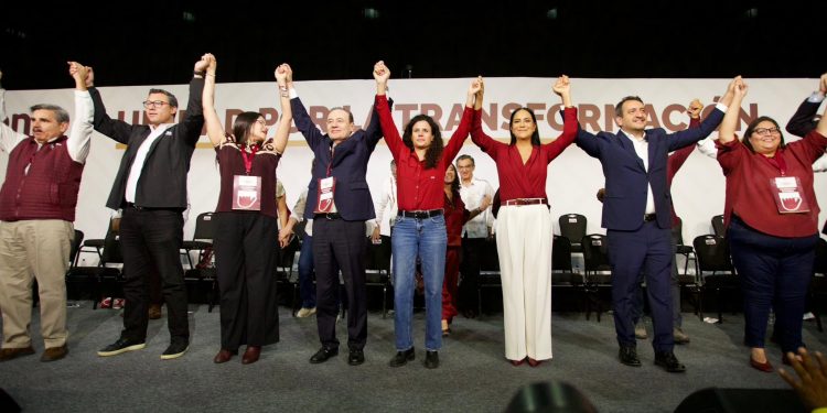 Bejarano no debería transitar hacia alguna candidatura, después de que el domingo Montiel –acaso la alumna más destacada de esa escuela de las ligas donde la especialidad son los asuntos pecuniarios– aseveró que van a cuidar que todos los candidatos que postulen el próximo año deben estar limpios.
