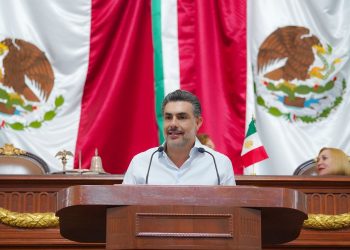 Jesús Sesma Suárez, secretario general del PVEM CDMX expresó su preocupación por la decisión tomada en el Congreso de Hidalgo, donde fue aprobada una consulta popular sobre las corridas de toros, pese a que la Constitución mexicana ya prohíbe el maltrato animal. FOTO: Especial